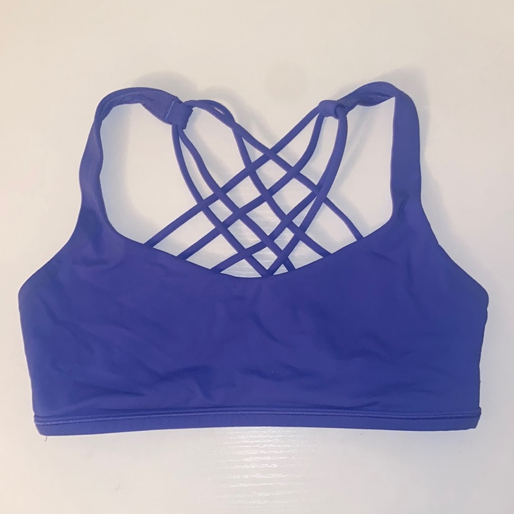Lululemon sports bra